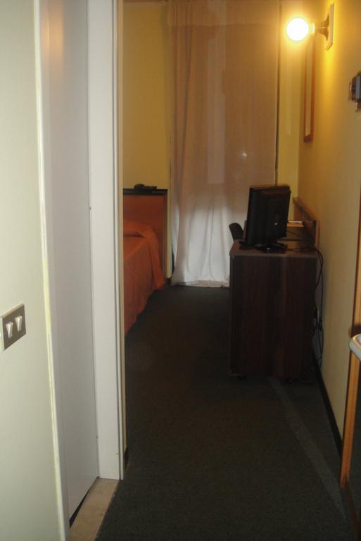 Hotel Scala Nord Milaan Kamer foto