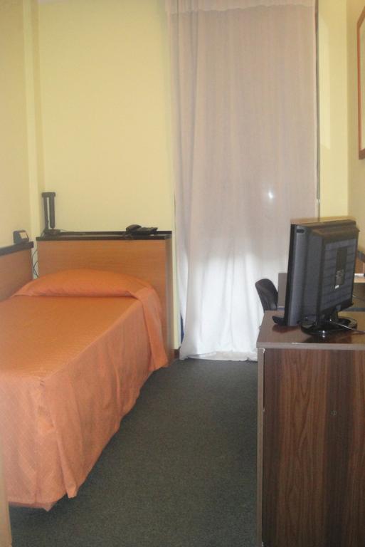 Hotel Scala Nord Milaan Kamer foto