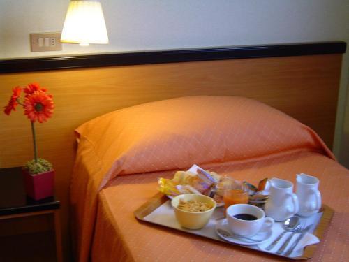 Hotel Scala Nord Milaan Kamer foto